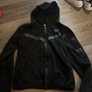 Nike jackets 2 in bundle